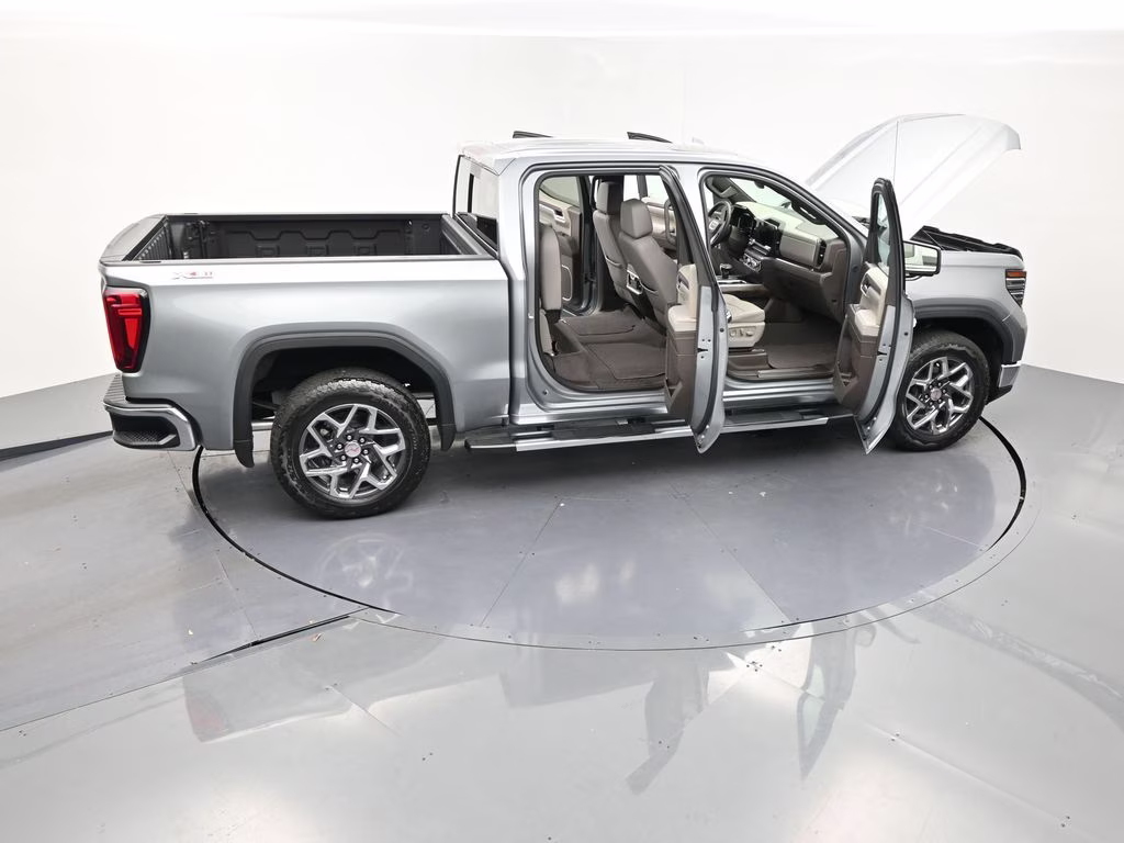 2025 Sterling Metallic GMC Sierra 1500 SLT 4X4 Truck