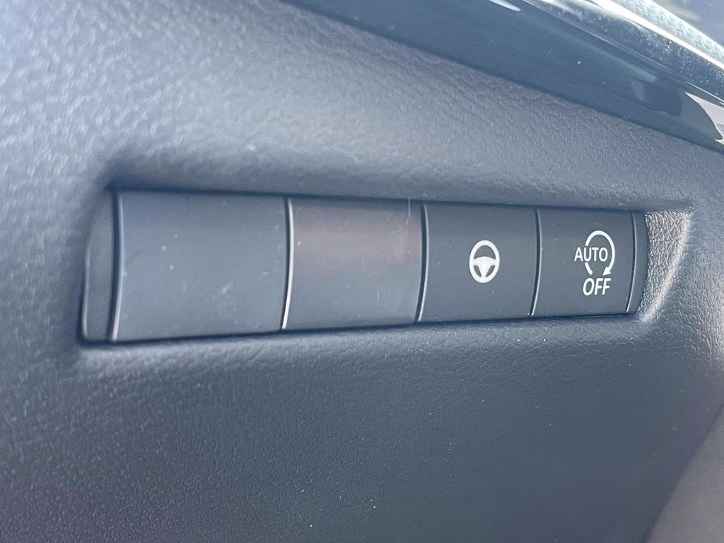 2026 Deep Blue Pearl Nissan Kicks SR FWD SUV