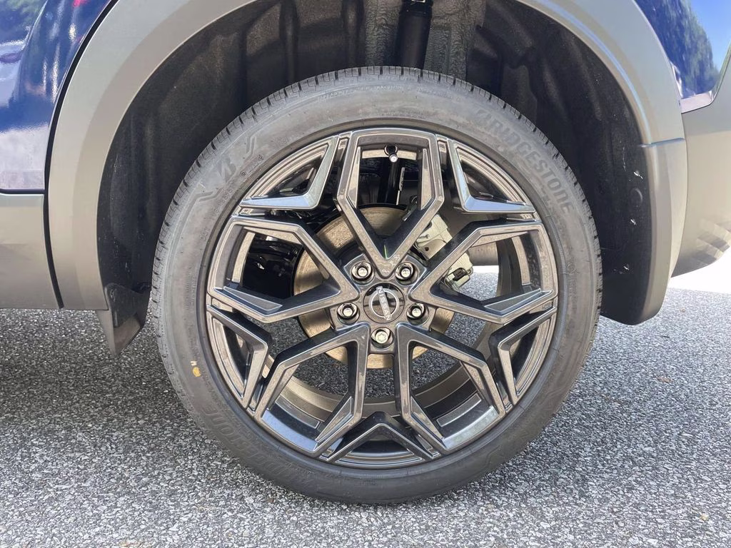 2026 Deep Blue Pearl Nissan Kicks SR FWD SUV