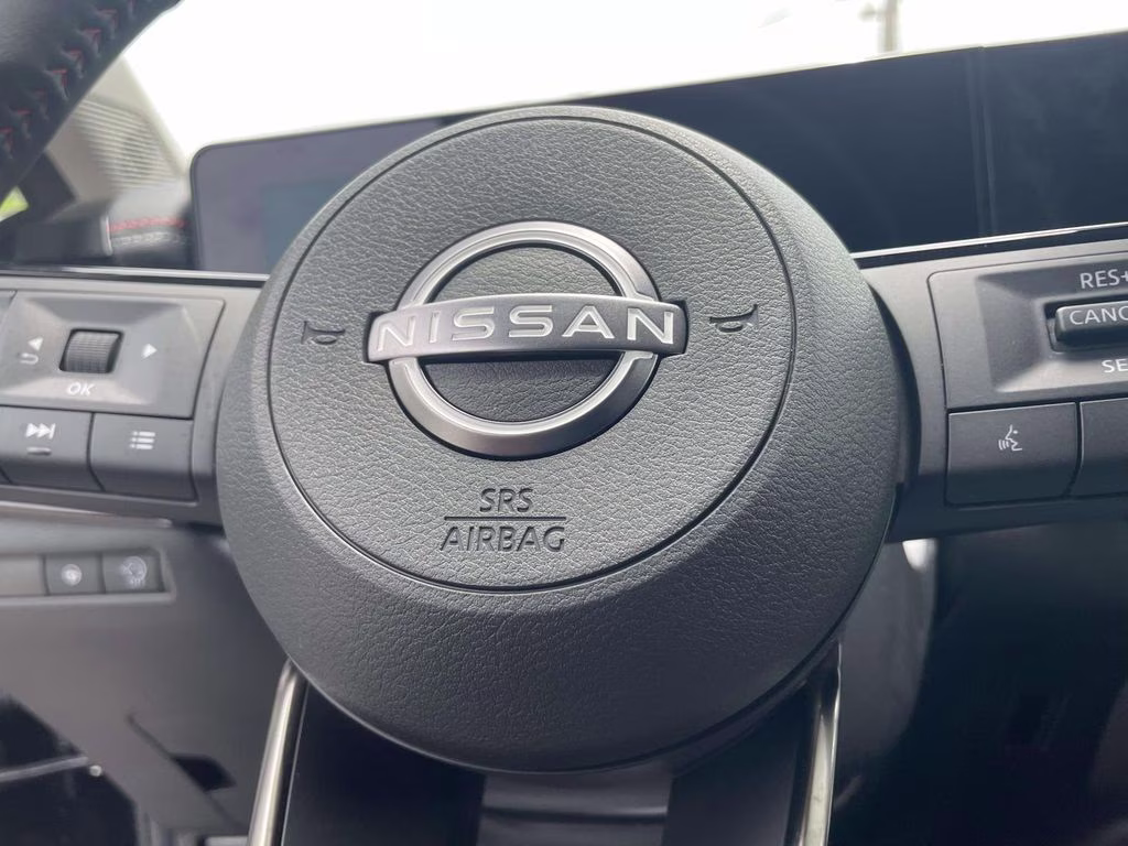2026 Super Black Nissan Kicks SR FWD SUV