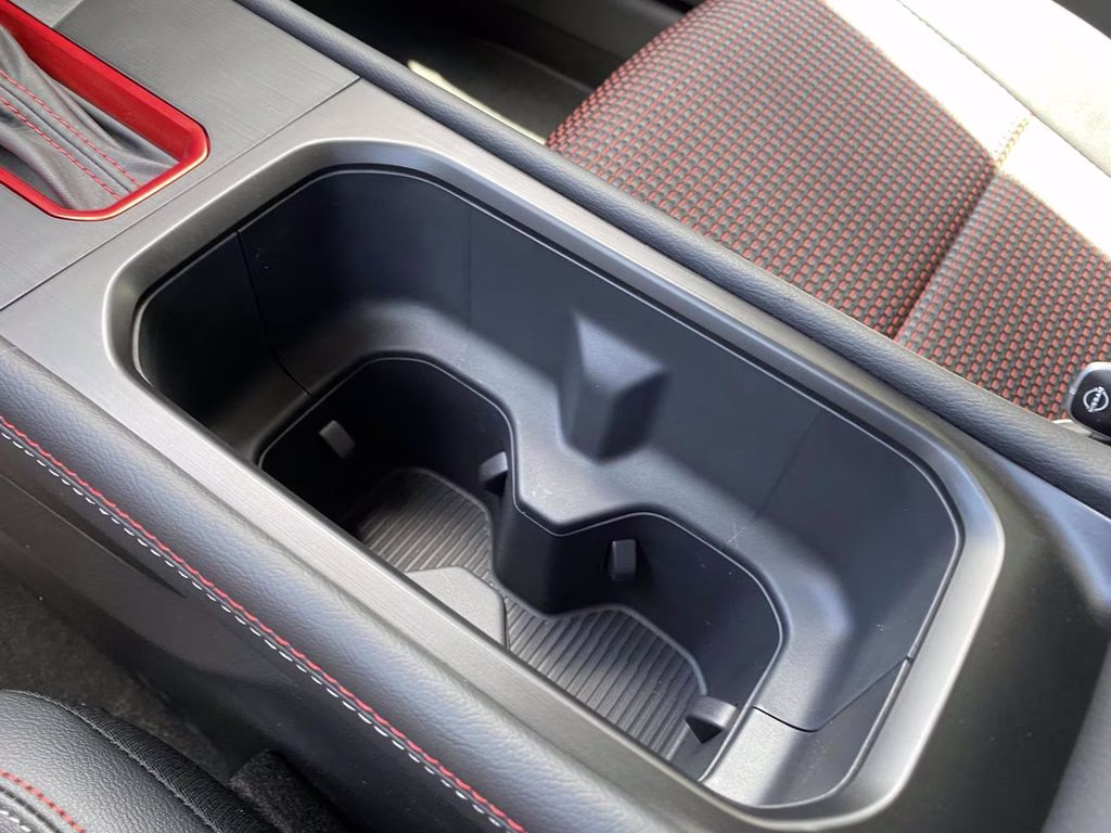 2026 Gun Metallic Nissan Kicks SR FWD SUV