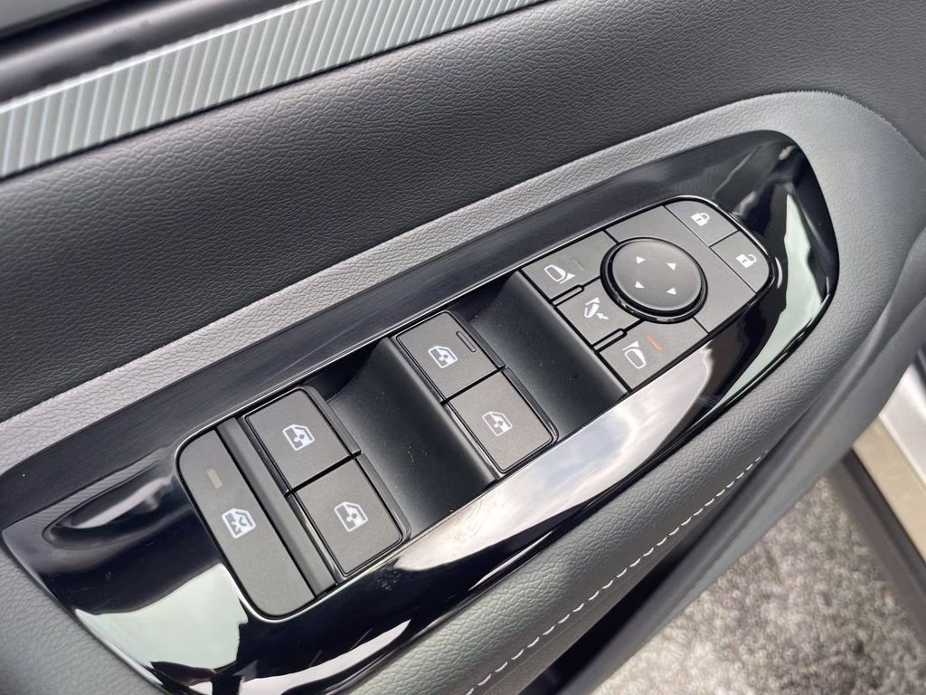 2026 Champagne Silver Metallic Nissan Murano Platinum AWD SUV