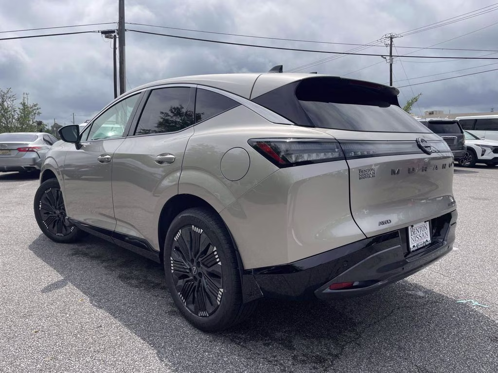 2026 Champagne Silver Metallic Nissan Murano Platinum AWD SUV