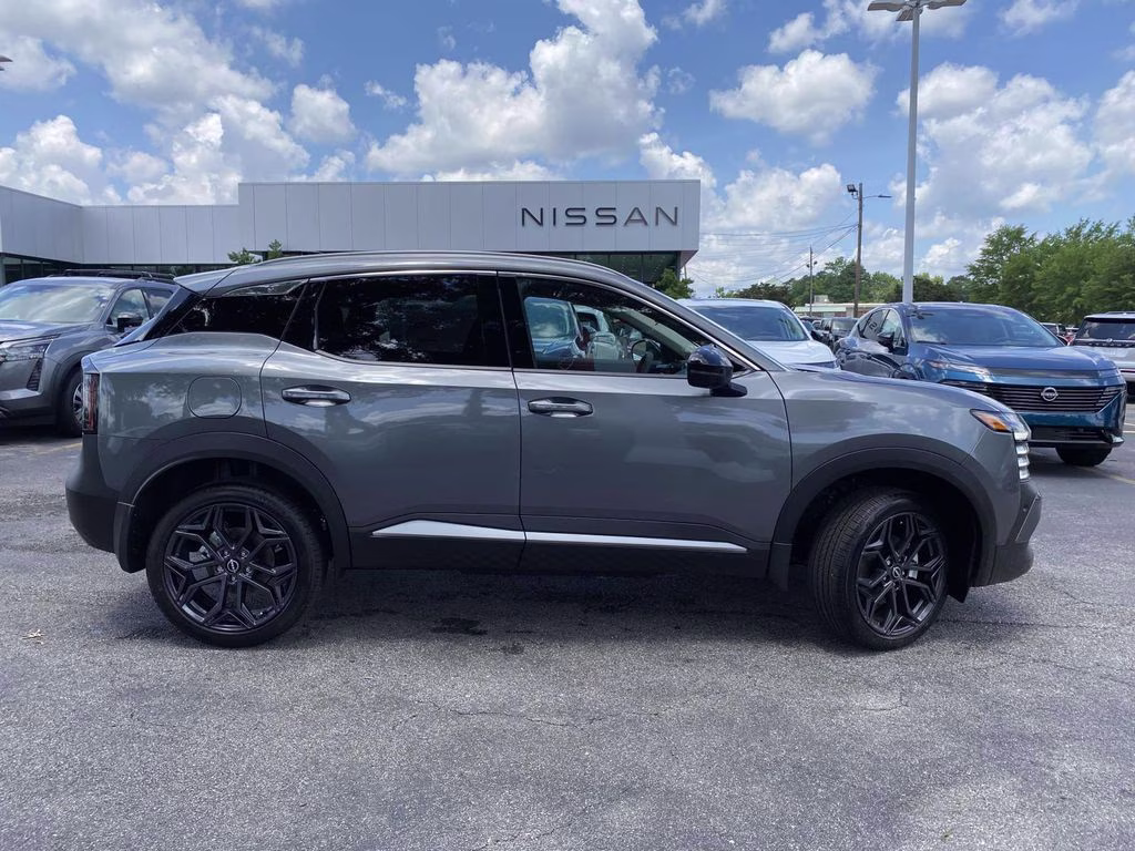 2026 Gun Metallic Nissan Kicks SR FWD SUV