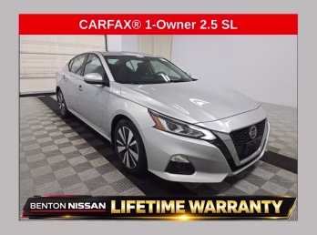 2021 Brilliant Silver Metallic Nissan Altima 2.5 SL FWD Sedan