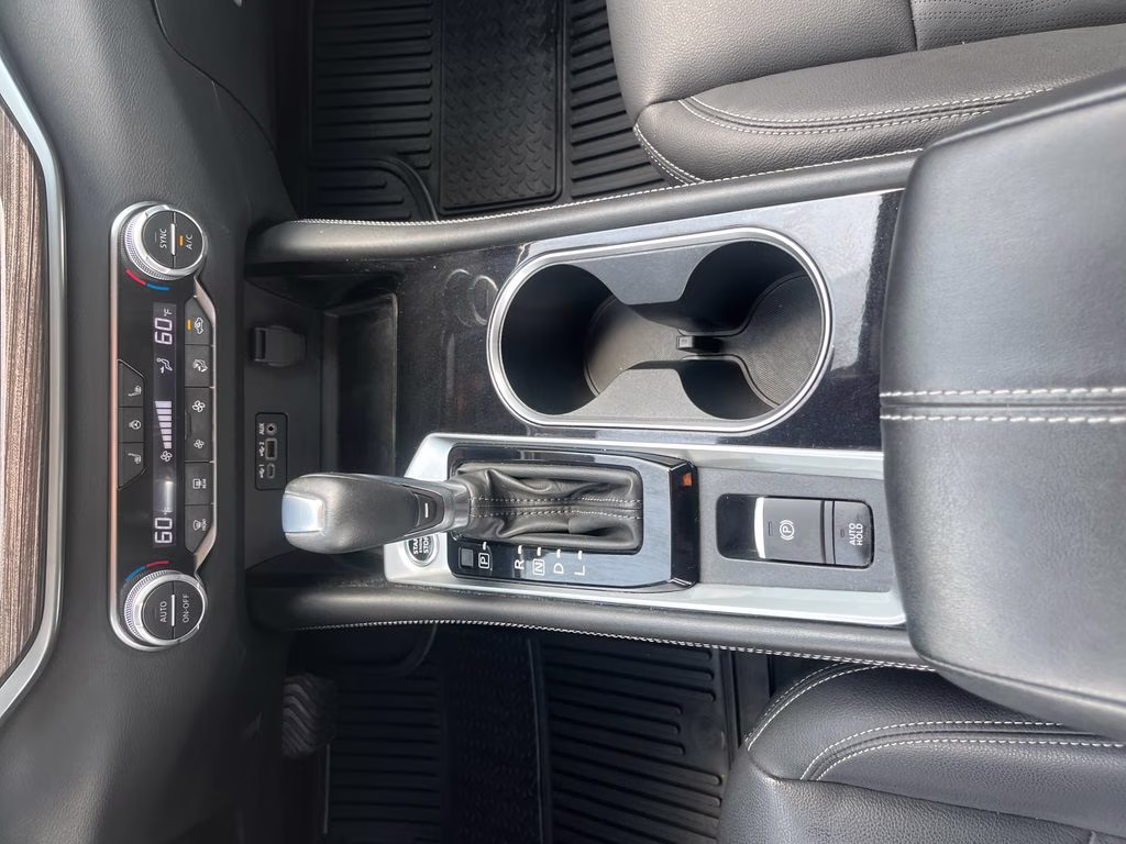 2021 Brilliant Silver Metallic Nissan Altima 2.5 SL FWD Sedan
