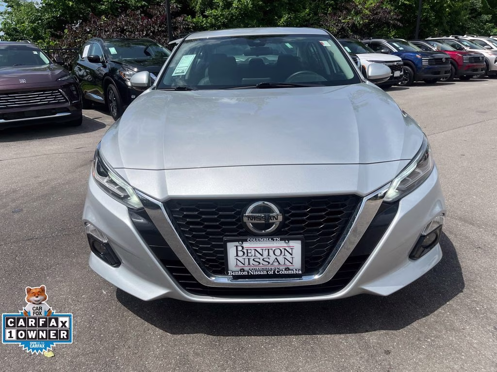 2021 Brilliant Silver Metallic Nissan Altima 2.5 SL FWD Sedan