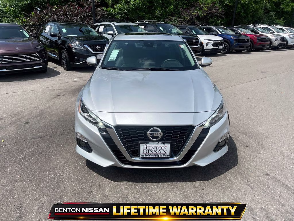 2021 Brilliant Silver Metallic Nissan Altima 2.5 SL FWD Sedan