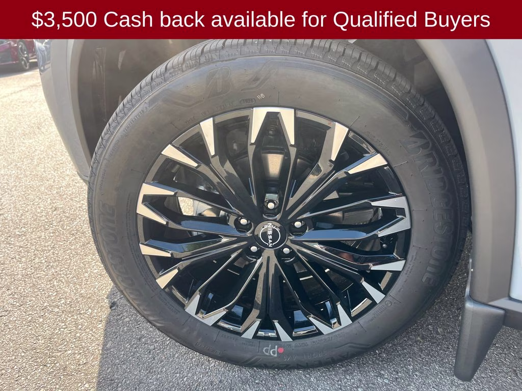 2026 Boulder Gray Pearl Nissan Rogue Dark Armor FWD SUV