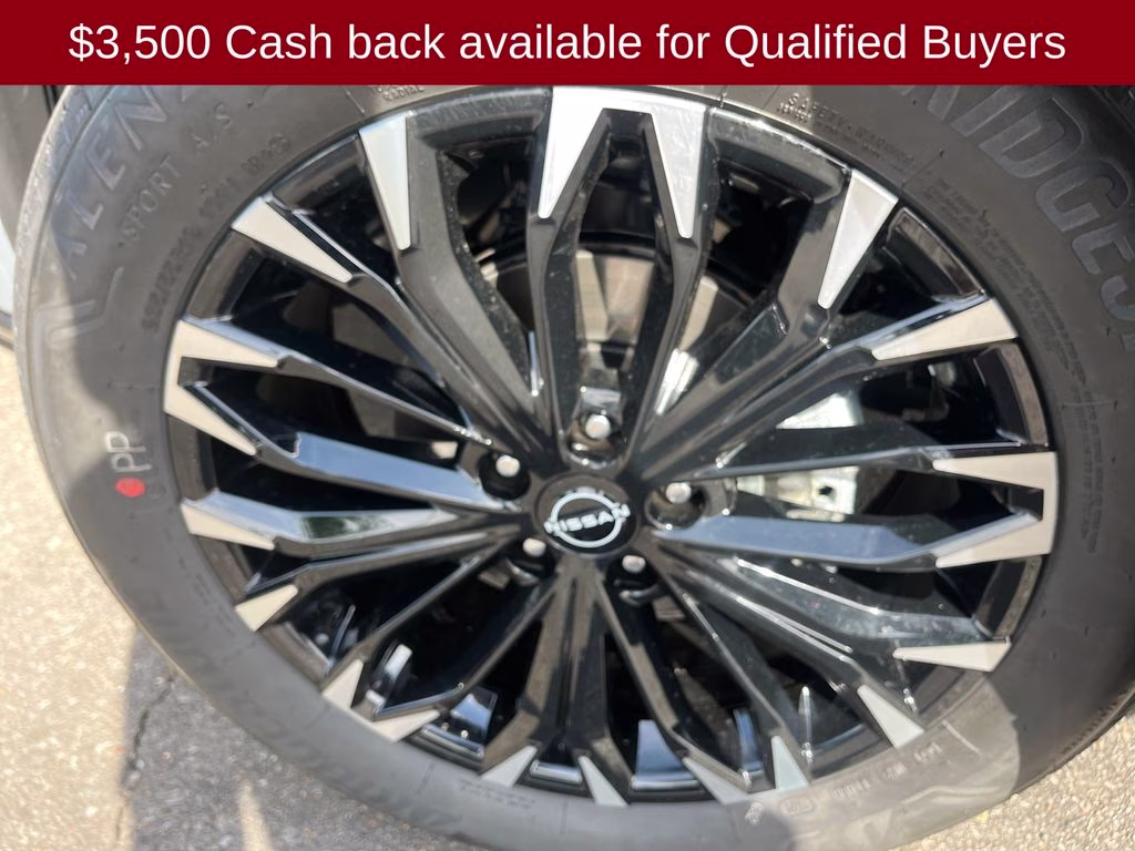 2026 Boulder Gray Pearl Nissan Rogue Dark Armor FWD SUV