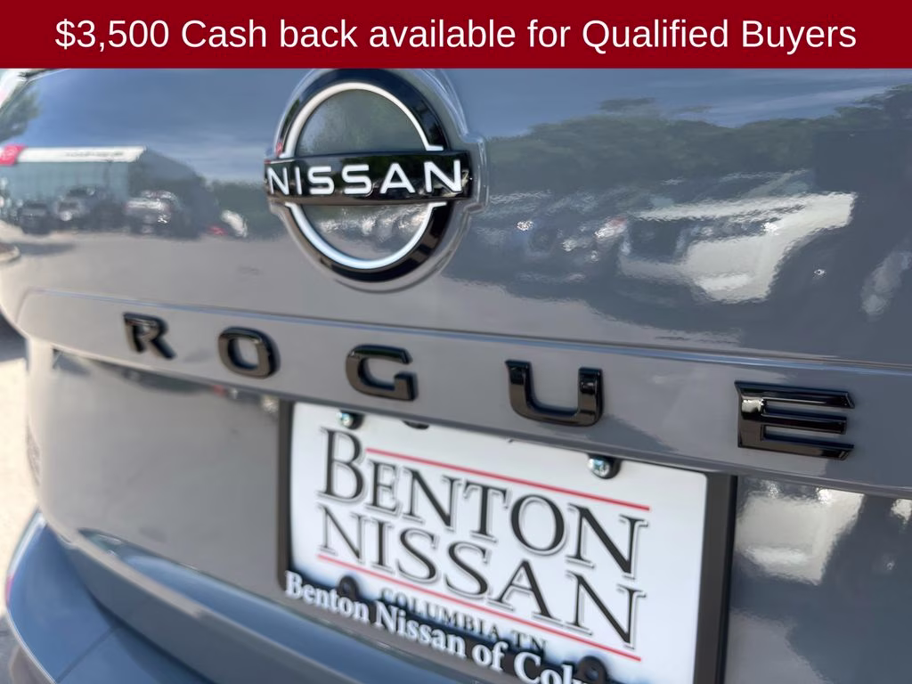 2026 Boulder Gray Pearl Nissan Rogue Dark Armor FWD SUV