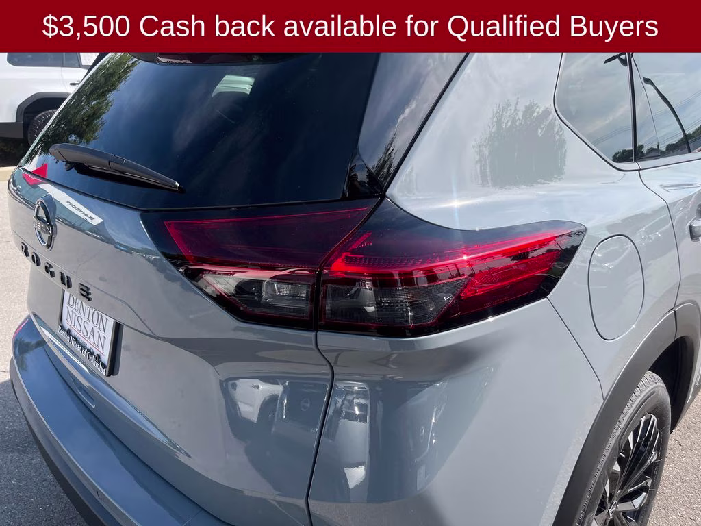 2026 Boulder Gray Pearl Nissan Rogue Dark Armor FWD SUV