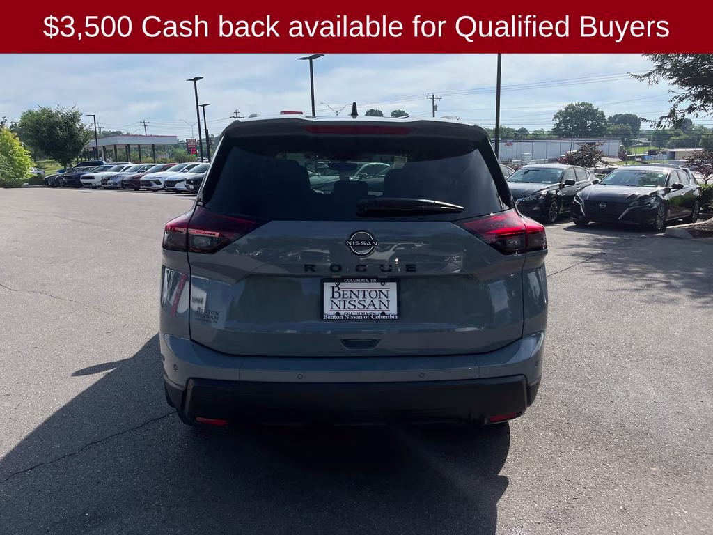 2026 Boulder Gray Pearl Nissan Rogue Dark Armor FWD SUV