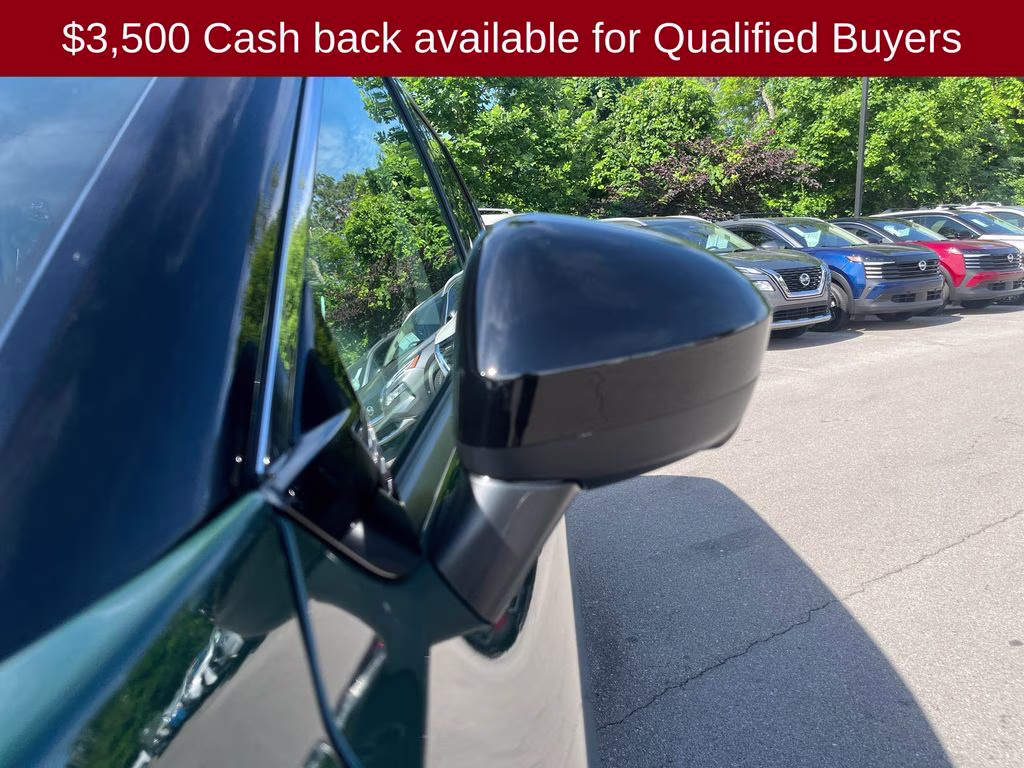 2026 Obsidian Green Nissan Rogue Dark Armor FWD SUV