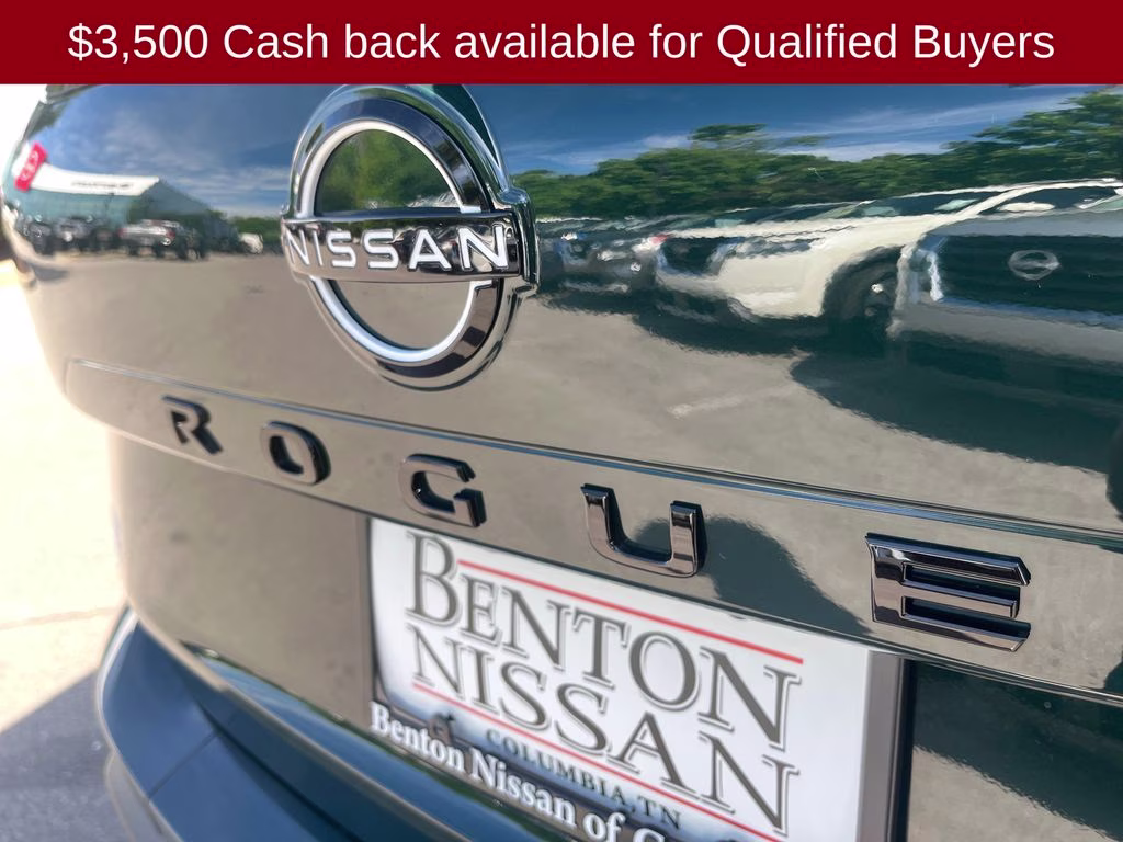 2026 Obsidian Green Nissan Rogue Dark Armor FWD SUV