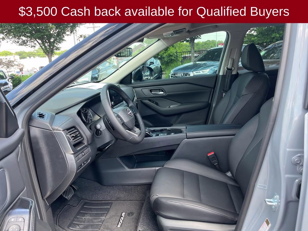 2026 Boulder Gray Pearl Nissan Rogue Dark Armor FWD SUV