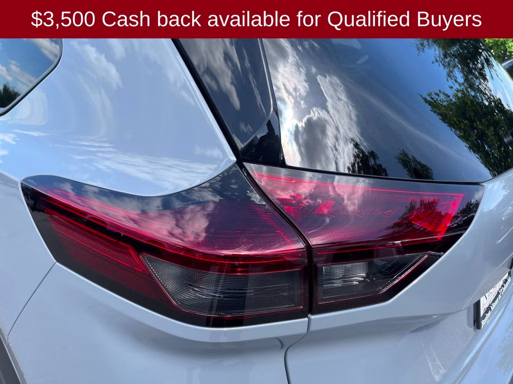 2026 Boulder Gray Pearl Nissan Rogue Dark Armor FWD SUV