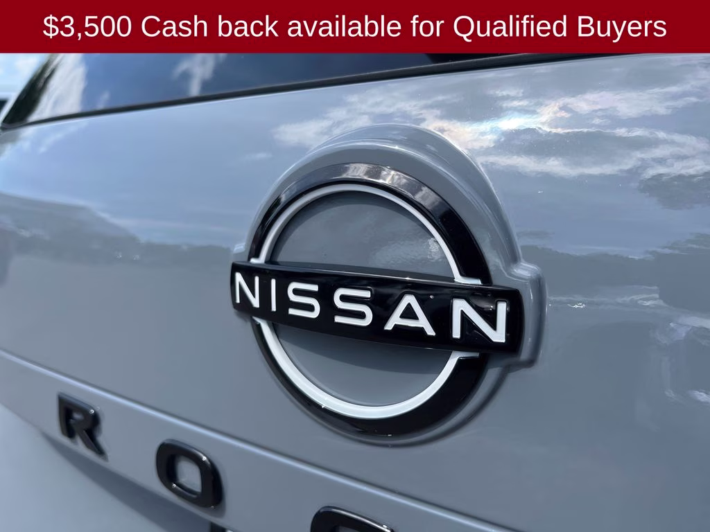 2026 Boulder Gray Pearl Nissan Rogue Dark Armor FWD SUV