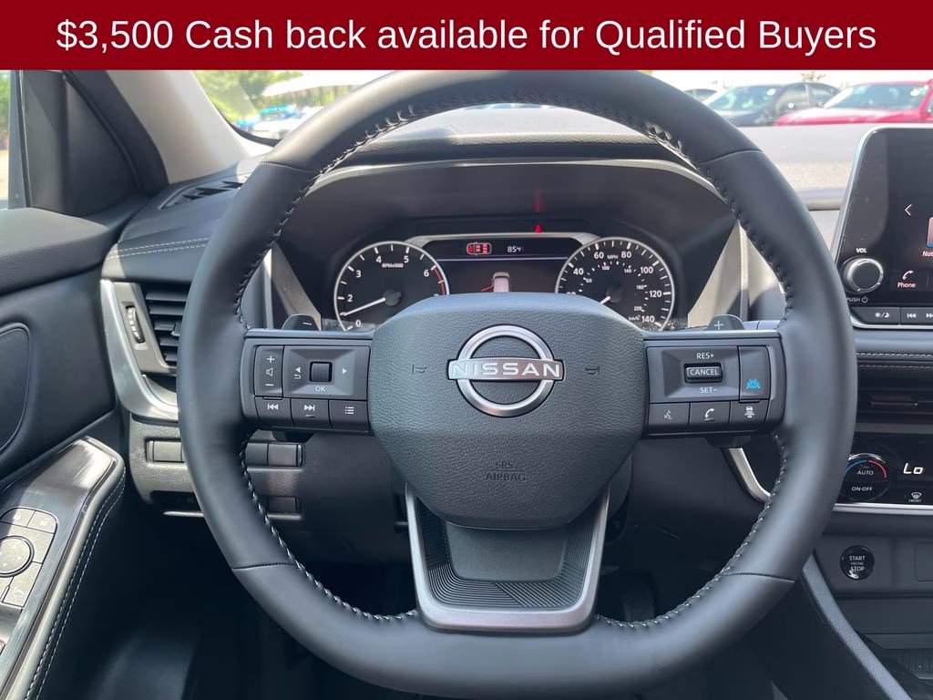 2026 Everest White Pearl Tricoat Nissan Rogue SV FWD SUV