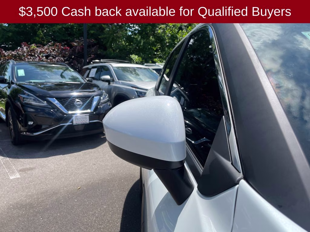 2026 Everest White Pearl Tricoat Nissan Rogue SV FWD SUV