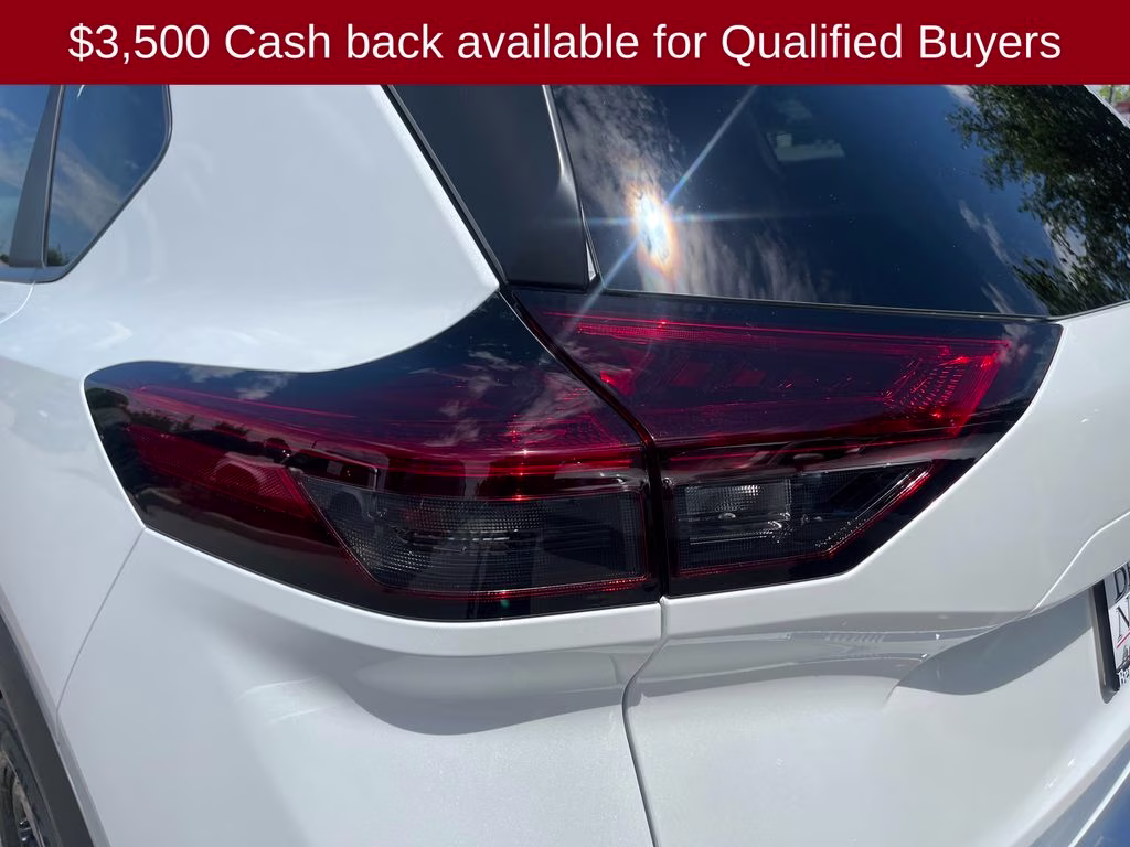 2026 Everest White Pearl Tricoat Nissan Rogue SV FWD SUV