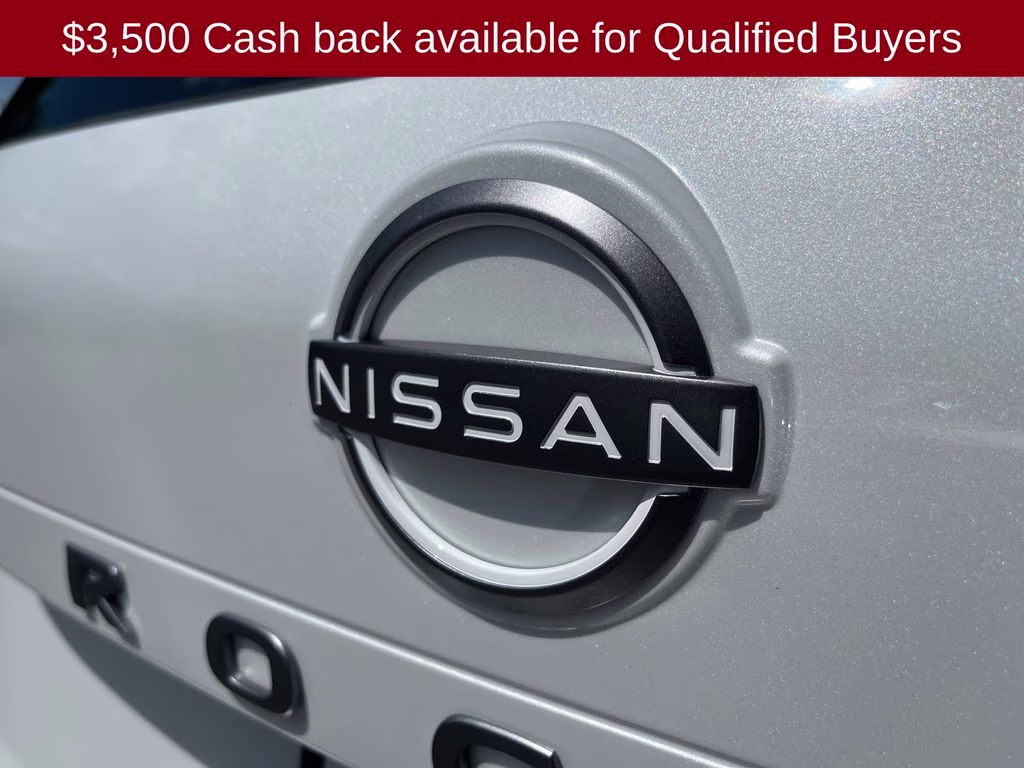 2026 Everest White Pearl Tricoat Nissan Rogue SV FWD SUV