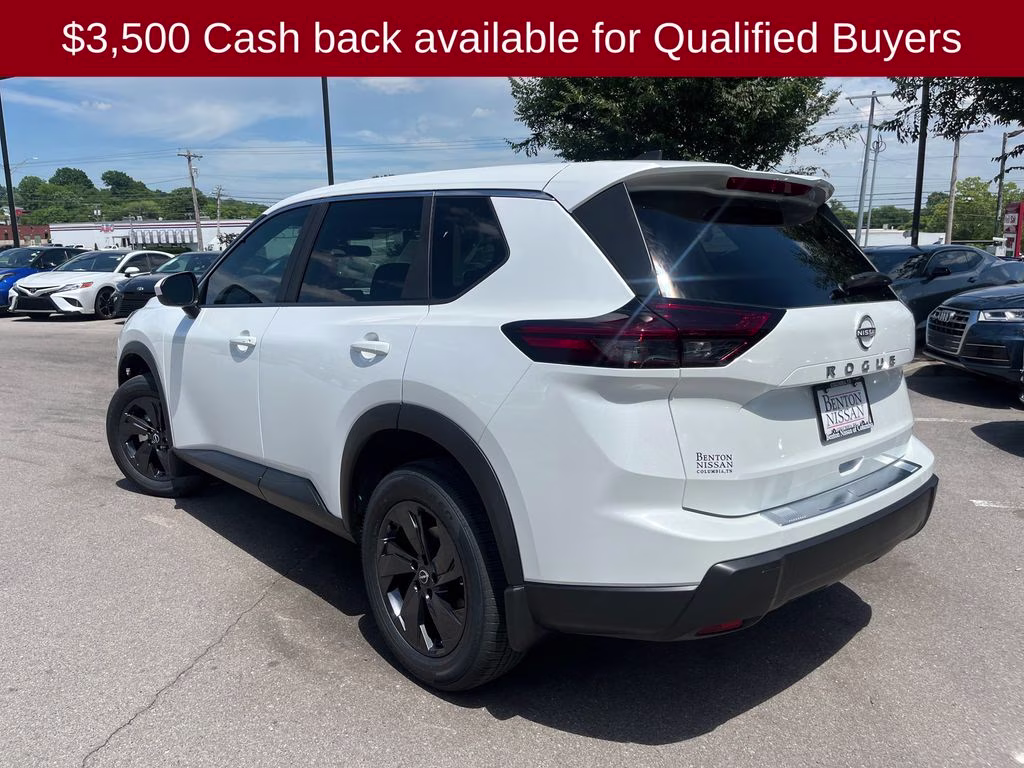2026 Everest White Pearl Tricoat Nissan Rogue SV FWD SUV