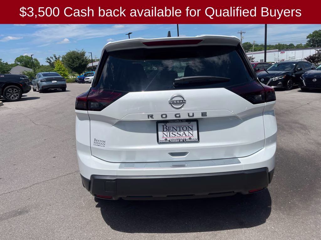 2026 Everest White Pearl Tricoat Nissan Rogue SV FWD SUV