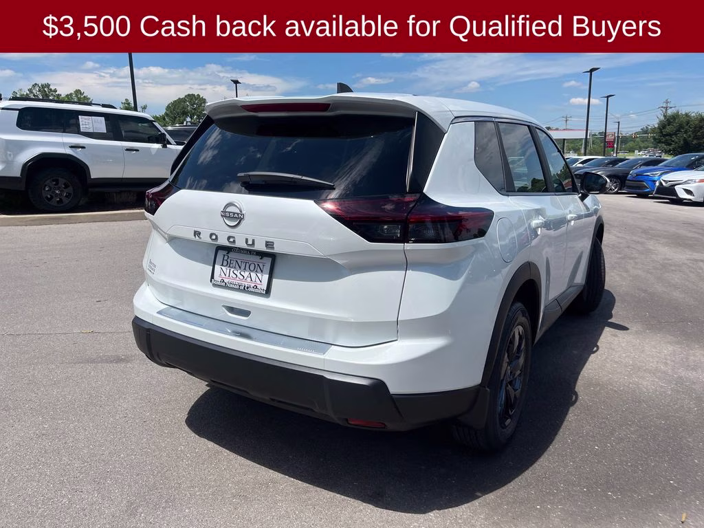 2026 Everest White Pearl Tricoat Nissan Rogue SV FWD SUV