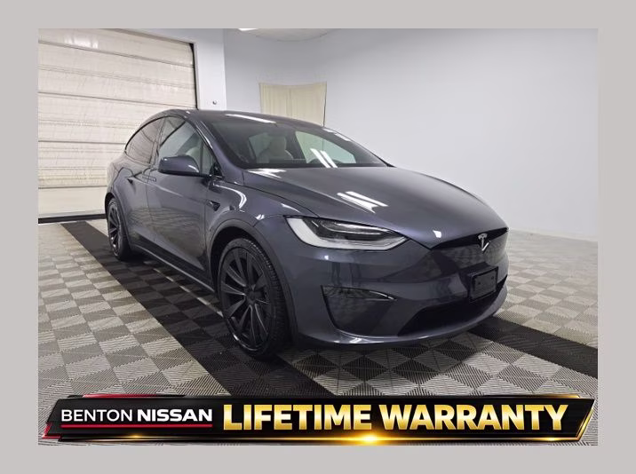 2022 Tesla Model X Plaid's photo