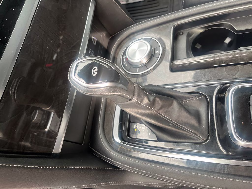 2024 Hermosa Blue INFINITI QX80 LUXE 4X4 SUV