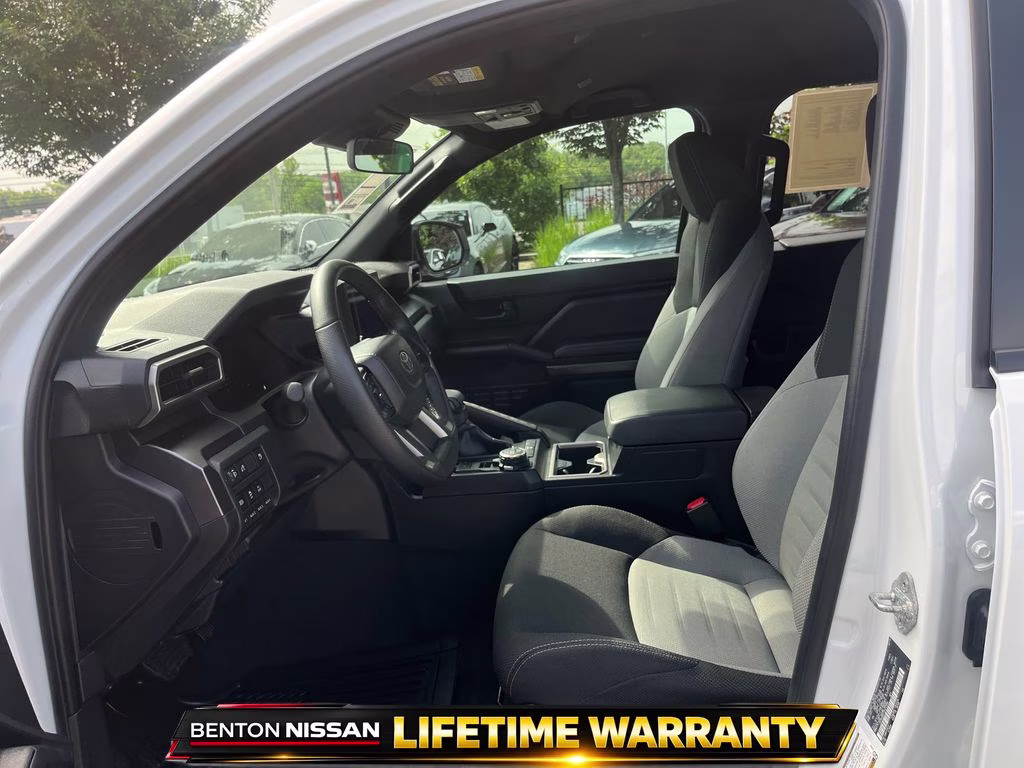 2025 White Toyota 4Runner i-FORCE MAX Hybrid TRD Off Road 4X4 SUV