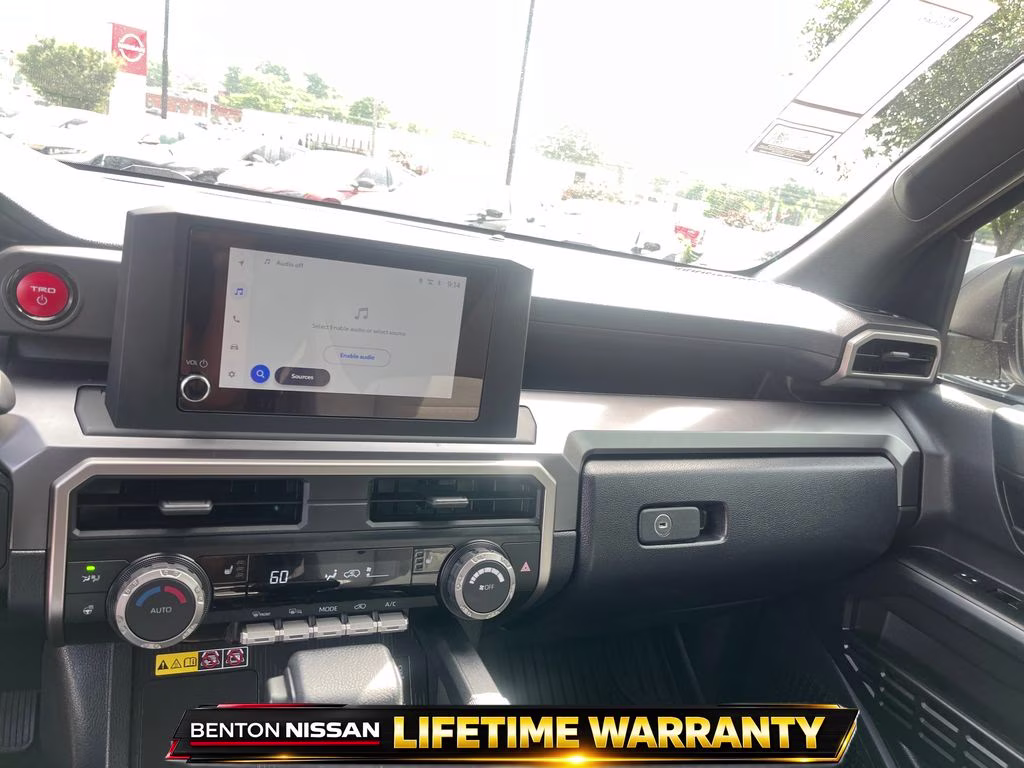 2025 White Toyota 4Runner i-FORCE MAX Hybrid TRD Off Road 4X4 SUV