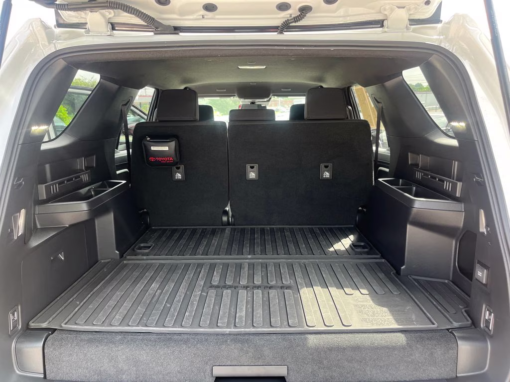 2025 White Toyota 4Runner i-FORCE MAX Hybrid TRD Off Road 4X4 SUV