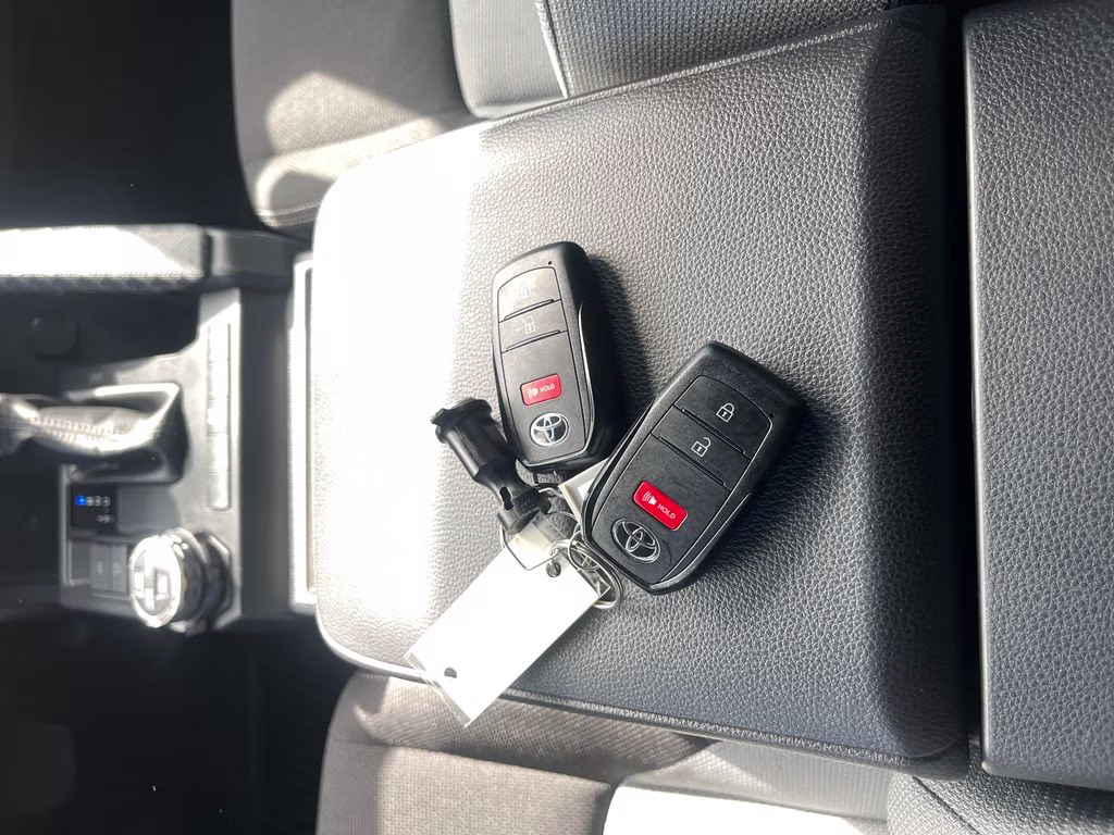 2025 White Toyota 4Runner i-FORCE MAX Hybrid TRD Off Road 4X4 SUV