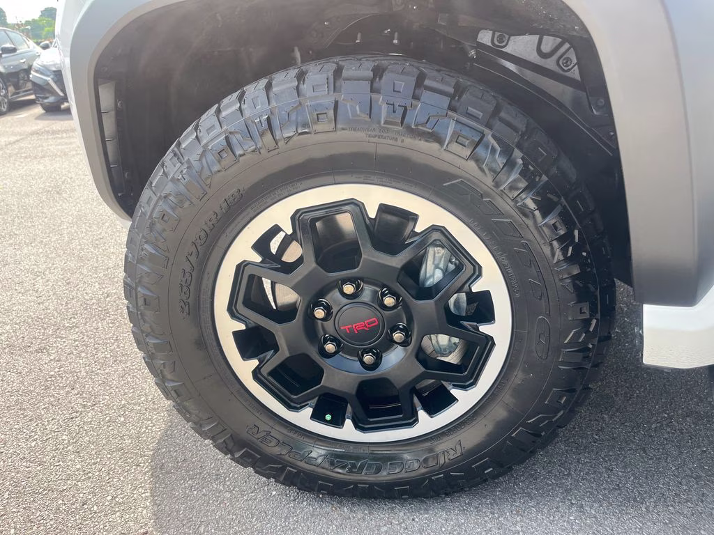2025 White Toyota 4Runner i-FORCE MAX Hybrid TRD Off Road 4X4 SUV