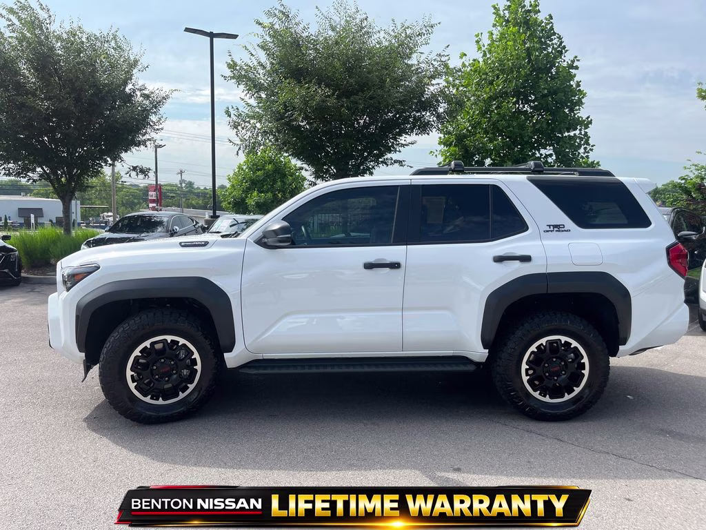 2025 White Toyota 4Runner i-FORCE MAX Hybrid TRD Off Road 4X4 SUV