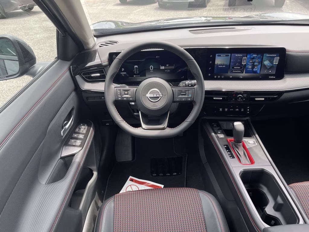 2026 Super Black Nissan Kicks SR FWD SUV