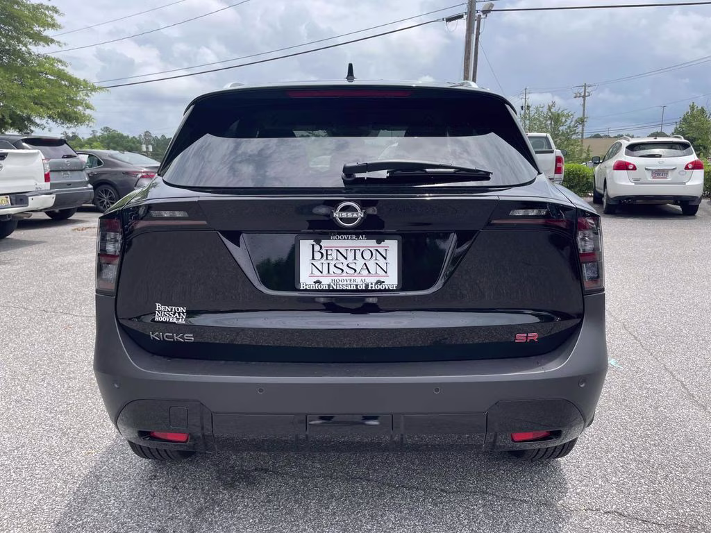2026 Super Black Nissan Kicks SR FWD SUV