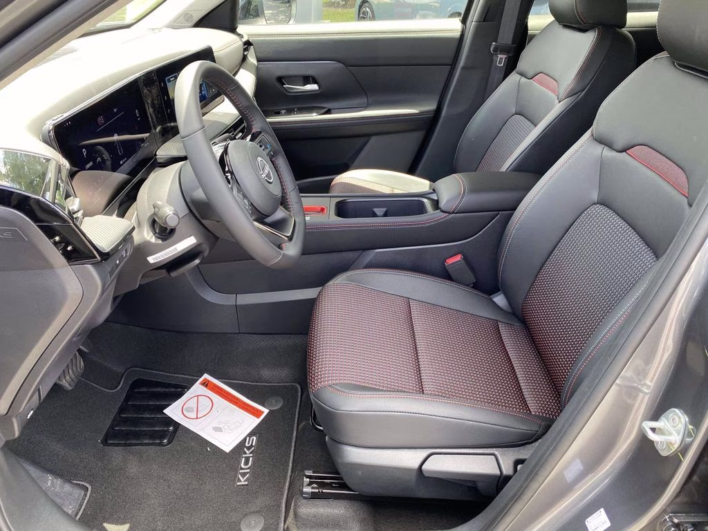 2026 Gun Metallic Nissan Kicks SR FWD SUV