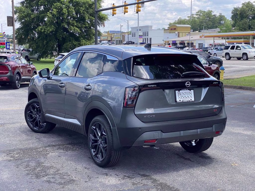 2026 Gun Metallic Nissan Kicks SR FWD SUV