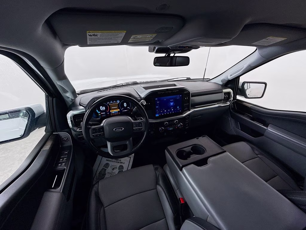 2021 Oxford White Ford F-150 Lariat 4X4 Truck