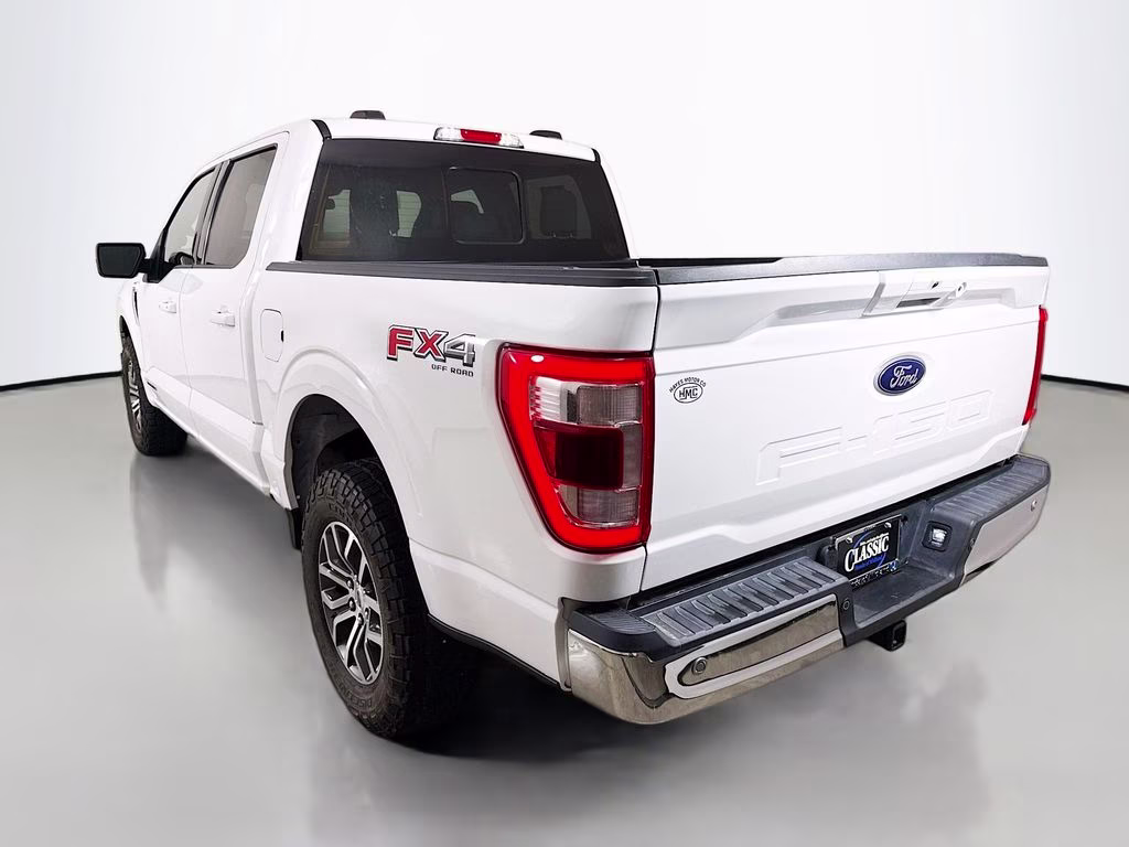 2021 Oxford White Ford F-150 Lariat 4X4 Truck