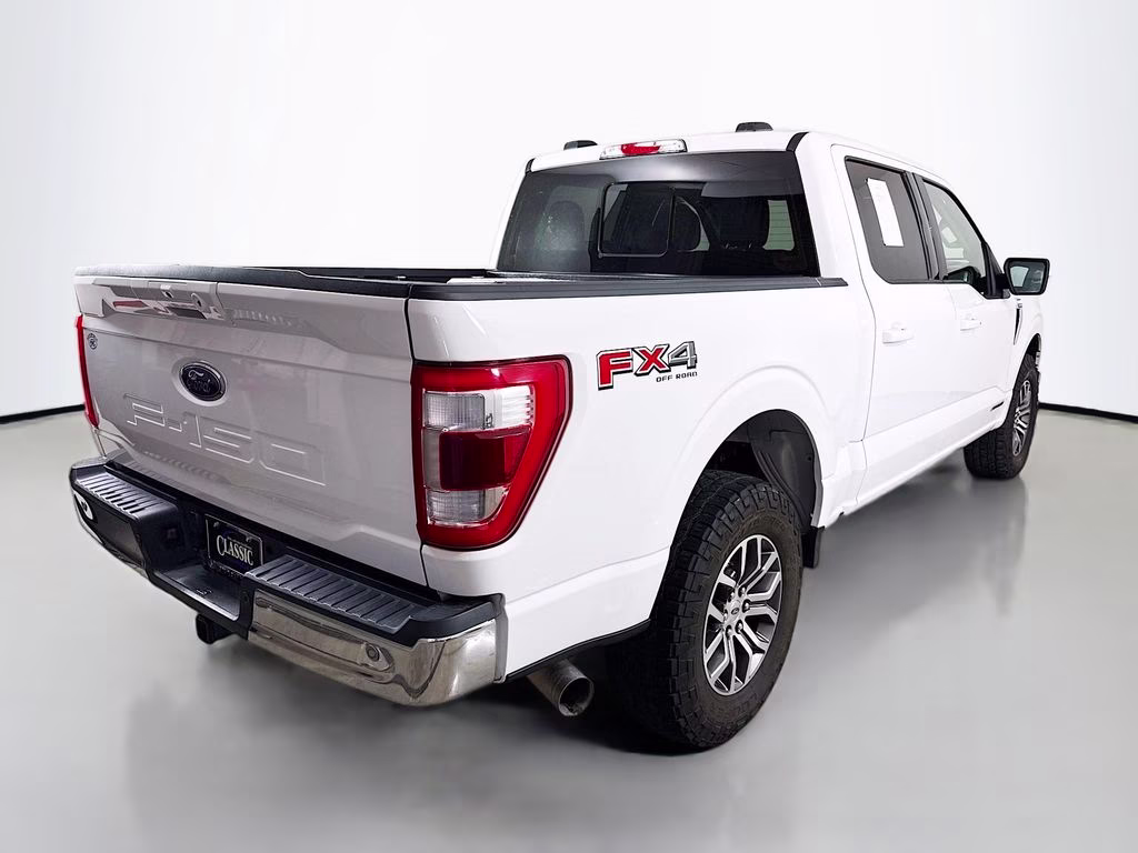 2021 Oxford White Ford F-150 Lariat 4X4 Truck