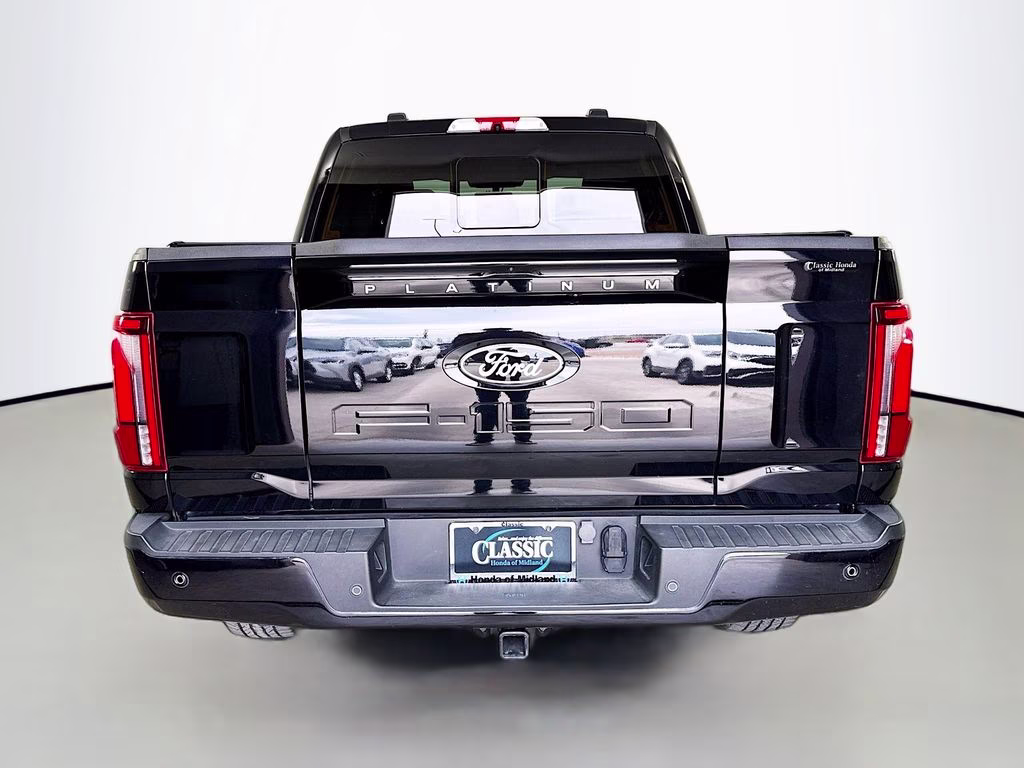 2024 Black Metallic Ford F-150 Platinum 4X4 Truck