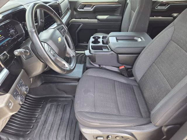 2025 Summit White Chevrolet Silverado 1500 LT 4X4 Truck