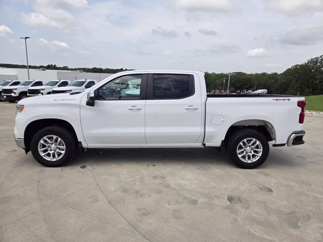 2025 Summit White Chevrolet Silverado 1500 LT 4X4 Truck