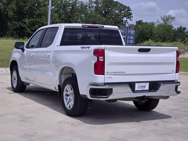 2025 Summit White Chevrolet Silverado 1500 LT 4X4 Truck