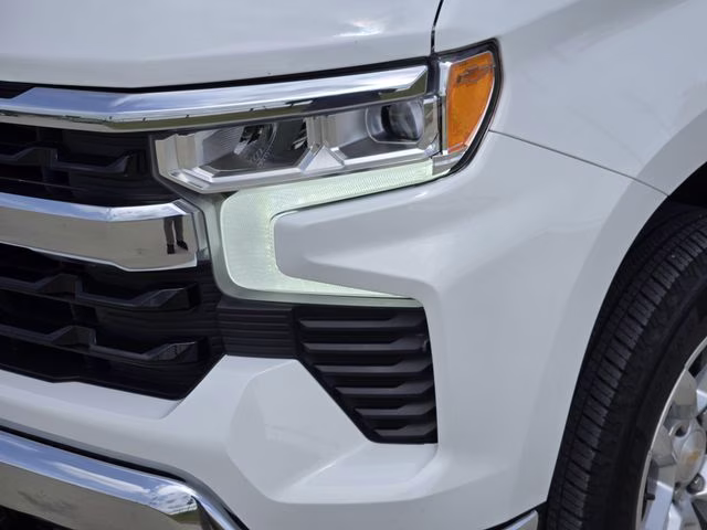 2025 Summit White Chevrolet Silverado 1500 LT 4X4 Truck