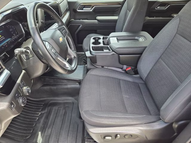 2025 Summit White Chevrolet Silverado 1500 LT 4X4 Truck